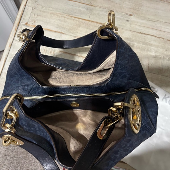 ❤️Michael Kors Large Fulton Baltic Navy Tote - Picture 9 of 9